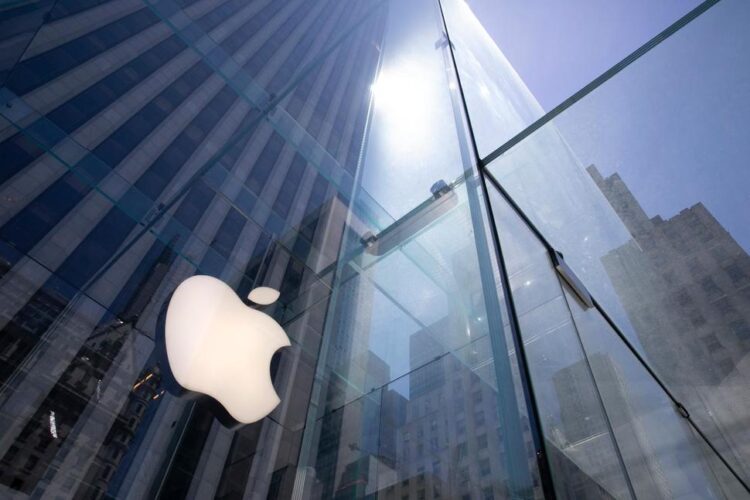 Apple, Ağustos Ayında 2 Trilyon Dolarlık Değerle Pandemide Parlıyor