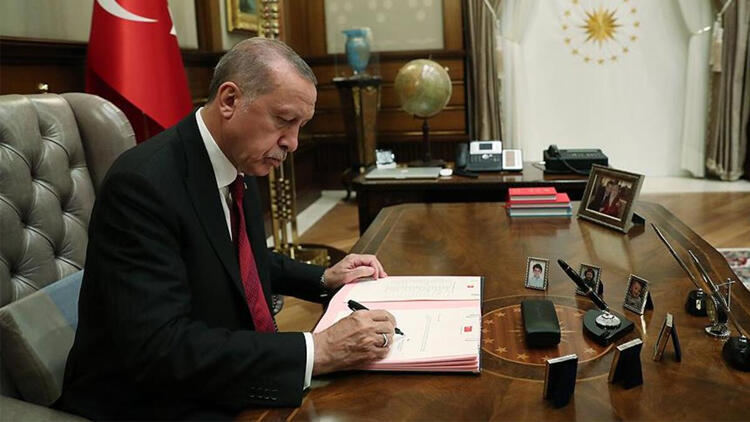 Memurlara esnek çalışma geliyor, Cumhurbaşkanı Erdoğan imzaladı