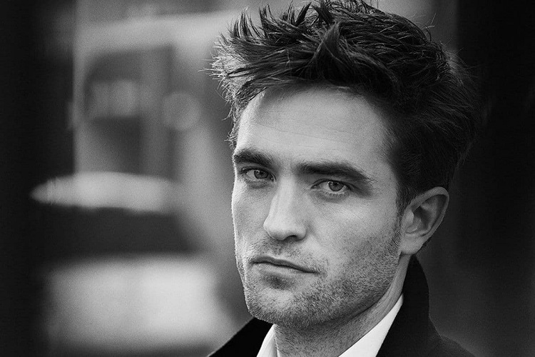 Batman Yıldızı Robert Pattinson, Londra'da COVID-19'a yakalandı, Çekim Duraklatıldı