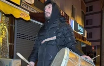 Ramazan Davulculuğu Sadece Bir Gelenek Değil! 45 Dakika Çalışıp....