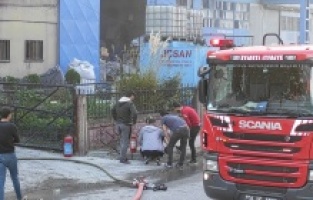Beylikdüzü'nde takı atölyesinde çıkan yangın söndürüldü
