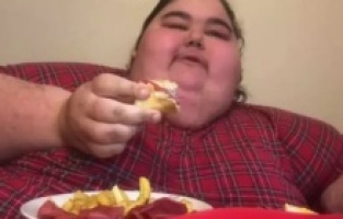 Fenomen Efecan Kültür Hayatını Kaybetti! İşte Ölüm Nedeni Efecan Kültür Kimdir? Neden Hayatını Kaybetti? İşte Detaylar 24 Yaşındaki Fenomen Efecan Kültür Son Yolculuğuna Uğurlandı Sosyal Medya Dünyasında Büyük Kayıp! Efecan Kültür Vefat Etti Efecan Kültür