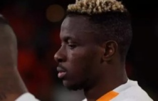 Galatasaray’da Osimhen Şoku! Yıldız Futbolcu Oyundan Çıkmak Zorunda Kaldı