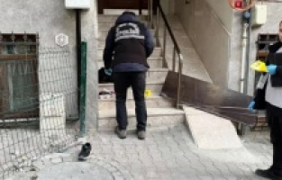 Küçükçekmece’de Akrabalar Arasında Silahlı Çatışma! 1 Kişi Yaralandı, 3 Gözaltı