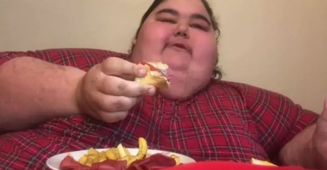 Fenomen Efecan Kültür Hayatını Kaybetti! İşte Ölüm Nedeni Efecan Kültür Kimdir? Neden Hayatını Kaybetti? İşte Detaylar 24 Yaşındaki Fenomen Efecan Kültür Son Yolculuğuna Uğurlandı Sosyal Medya Dünyasında Büyük Kayıp! Efecan Kültür Vefat Etti Efecan Kültür