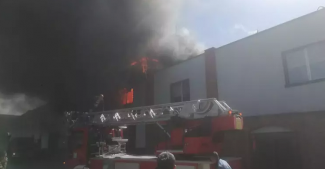 Bolu'da Kereste Fabrikasında Korkutan Yangın! İtfaiye Ekipleri Seferber Oldu