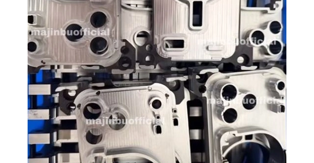 iPhone 17 Pro’da Büyük Tasarım Değişikliği! İşte Yeni Kamera Düzeni ve Özellikleri