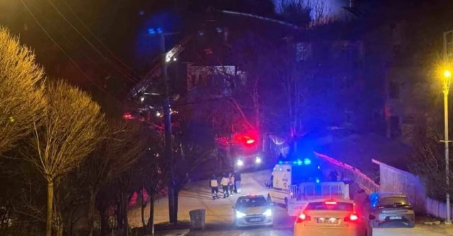 Karabük’te 3 Katlı Ev Alevlere Teslim Oldu! Çatıda Çıkan Yangın Panik Yarattı
